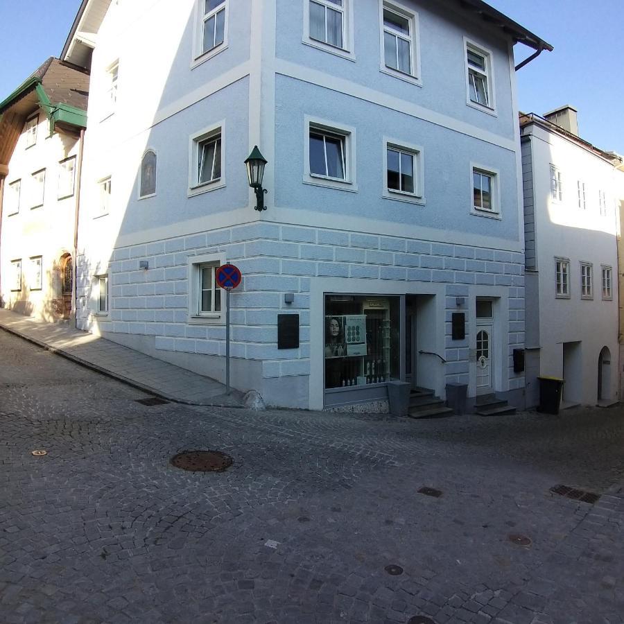 Apartment In Historic Town House Гмунден Екстериор снимка
