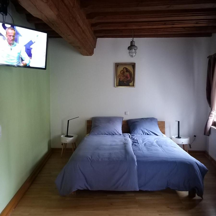 Apartment In Historic Town House Гмунден Екстериор снимка