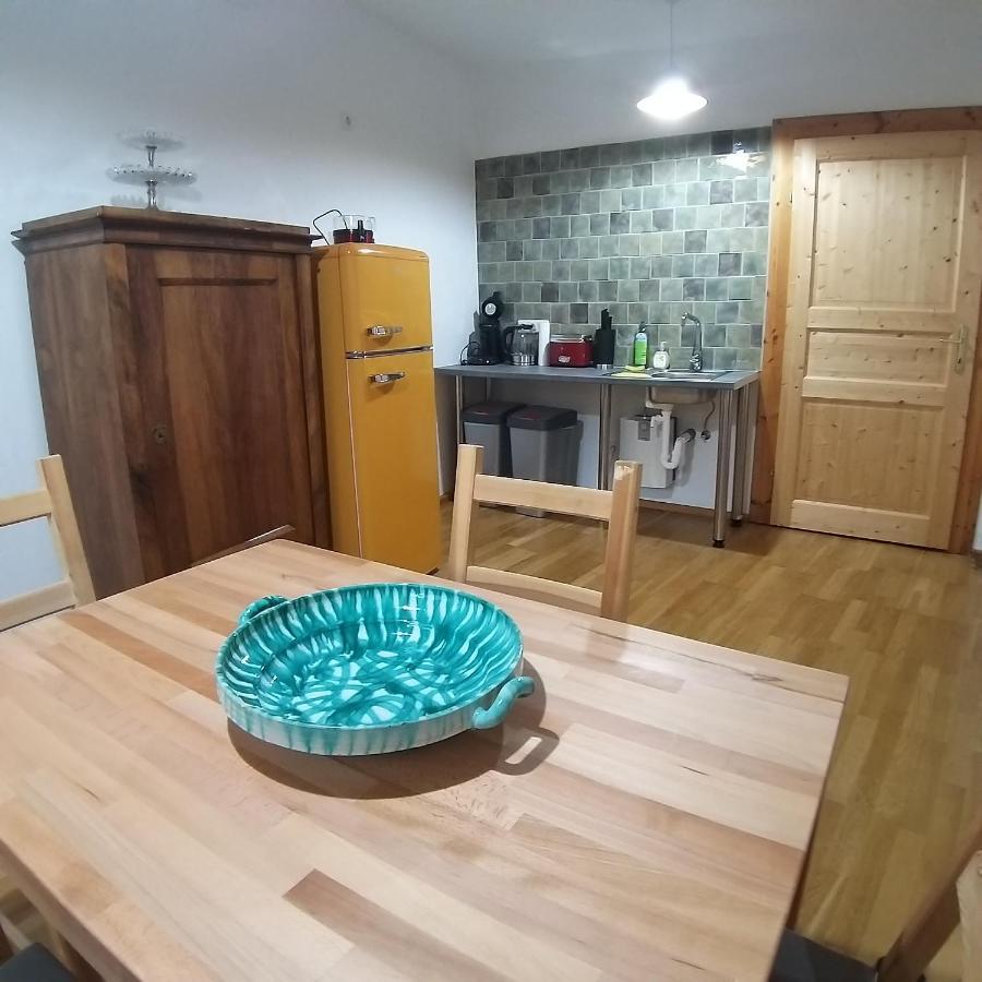 Apartment In Historic Town House Гмунден Екстериор снимка