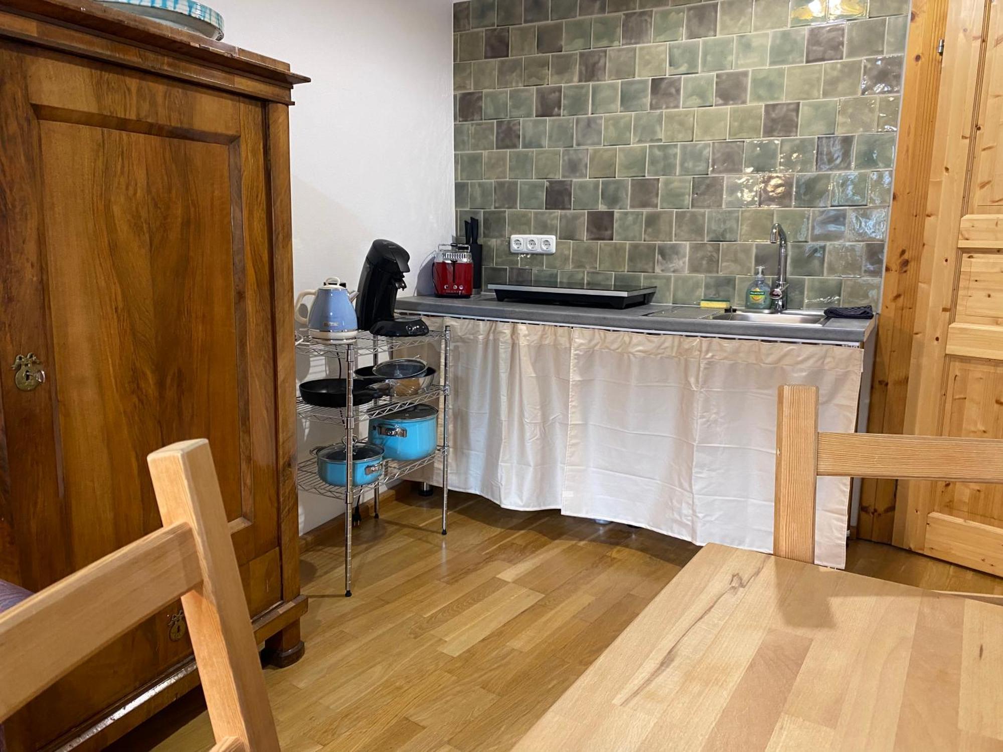 Apartment In Historic Town House Гмунден Екстериор снимка